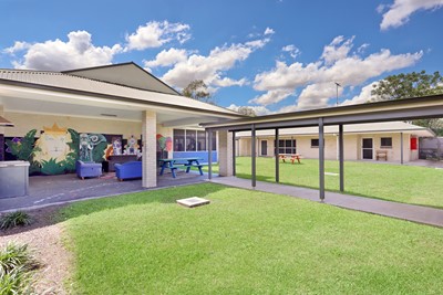 Communal covered outdoor courtyard in Lifestyle Solutions Supported Independent Living property with five self-contained villas in Quakers Hill, Sydney