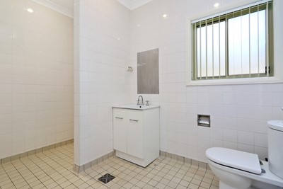 Bathroom in villa in Lifestyle Solutions Supported Independent Living property with five self-contained villas in Quakers Hill, Sydney