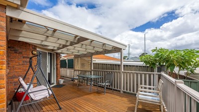 Waratah - Elderberry - Waratah, NSW Image 7